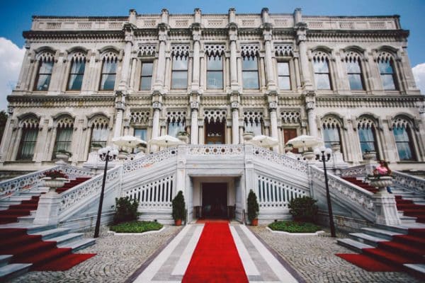 Çiragan Palace