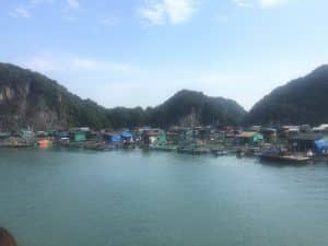 Passeio em HaLong Bay