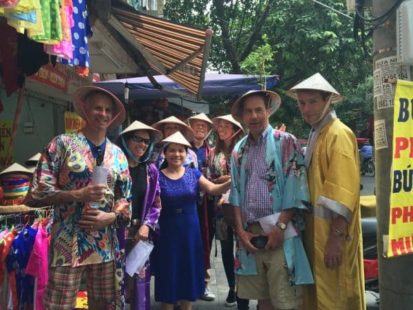 Passeio por Hanoi