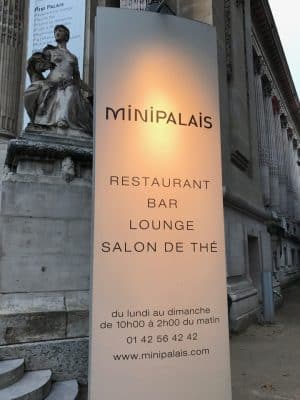 Mini Palais, bar e restaurante em Paris, França