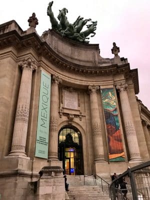 Mini Palais, bar e restaurante em Paris, França