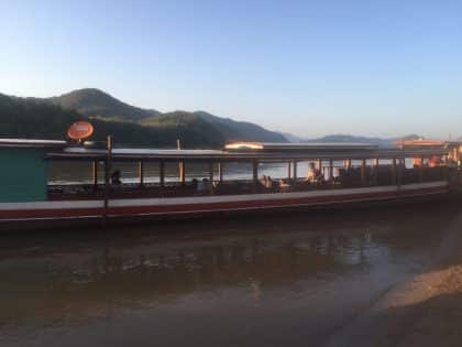 Passeios em Luang Prabang, Mekong River, no Laos