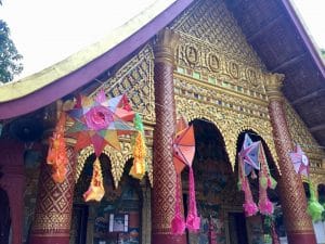 Mercado matinal local em Luang Prabang, no Laos - Nacht Market