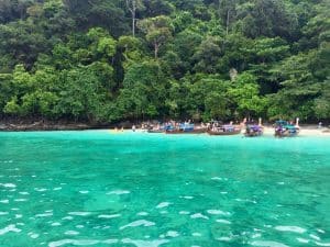 Passeios em Phi Phi, Monkey Beach, Tailândia