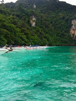 Passeios em Phi Phi, Monkey Beach, Tailândia