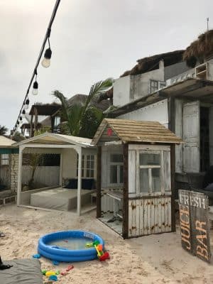 Praia em Tulum, México