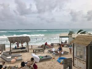 Praia em Tulum, México