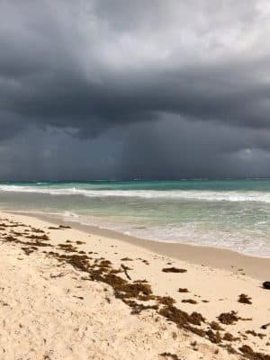 Praia em Tulum, México