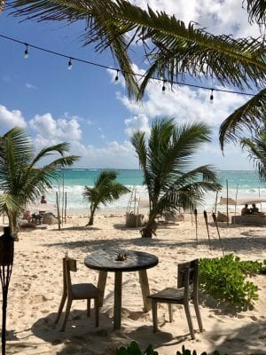 Praia em Tulum, México