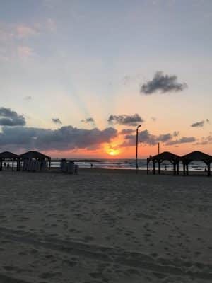 Frishman Beach, Gordo Beach, Hilton Beach, as praias de Tel-Aviv, Israel.