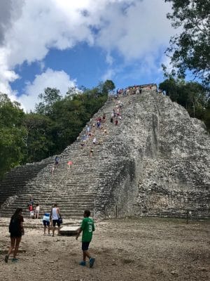 Cobá, pirâmide Nohoch Mul, México