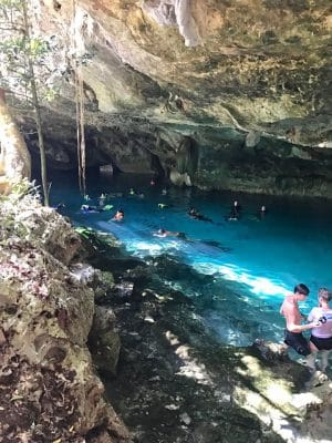 Cenote Dos Ojos, Tulum, México