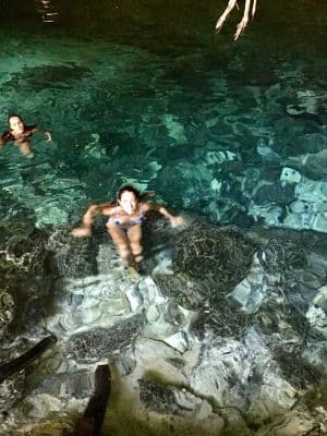 Cenote Dos Ojos, Tulum, México