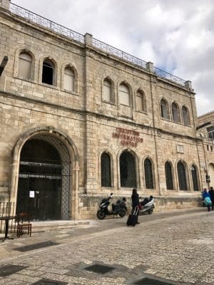 Christian Quarter, a via sagrada em Jerusalém.