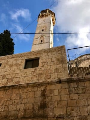 Christian Quarter, a via sagrada em Jerusalém.