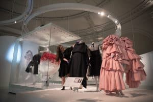 Balenciaga: Shaping Fashion